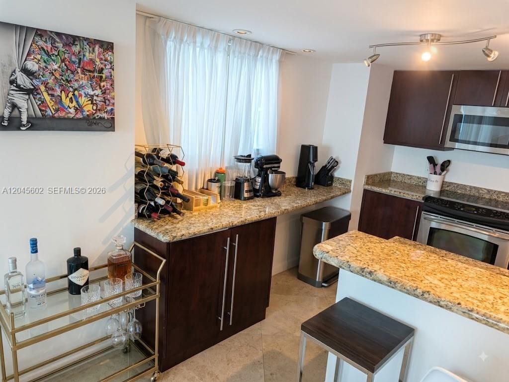 OCEANBLUE CONDO OF MIAMI · #712 in Miami Beach - Photo 15