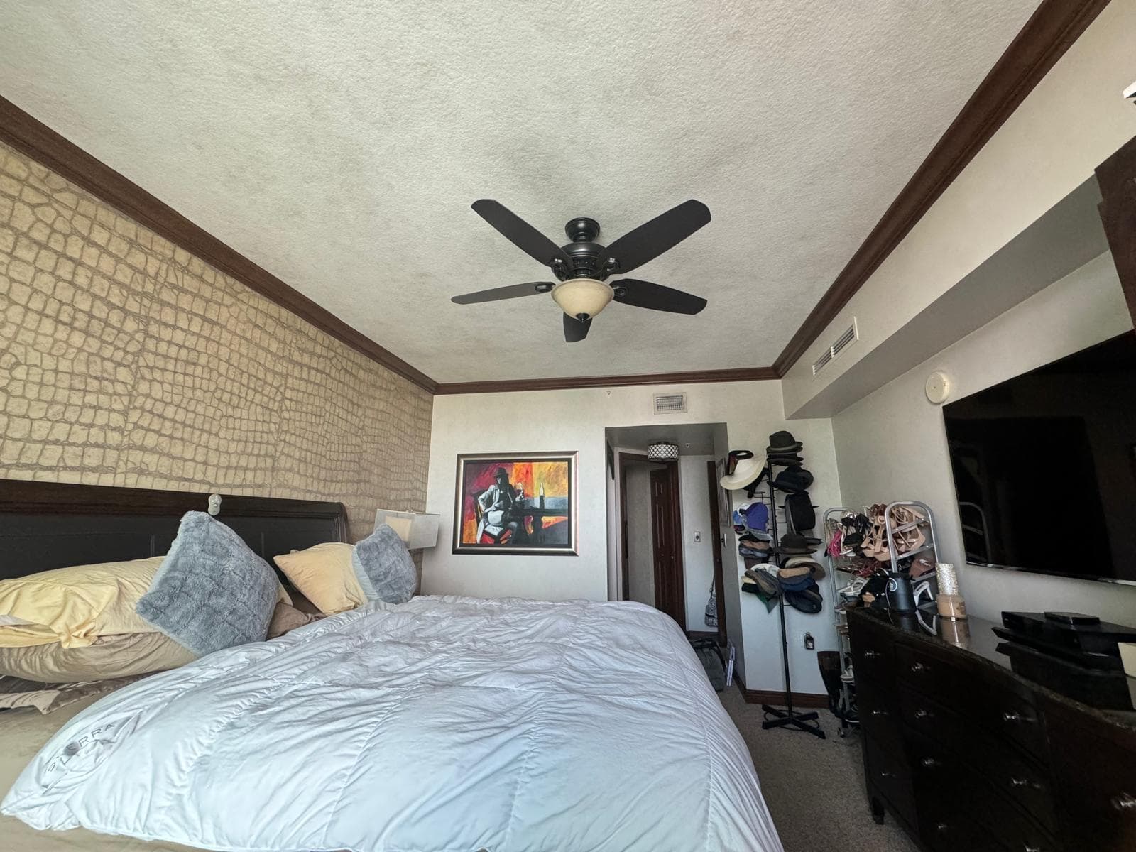 Bedroom b