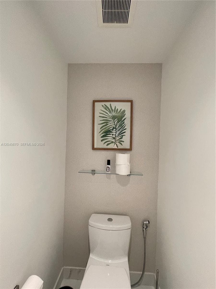THE HARBOUR NORTH CONDO · #2601 in North Miami Beach - Photo 36