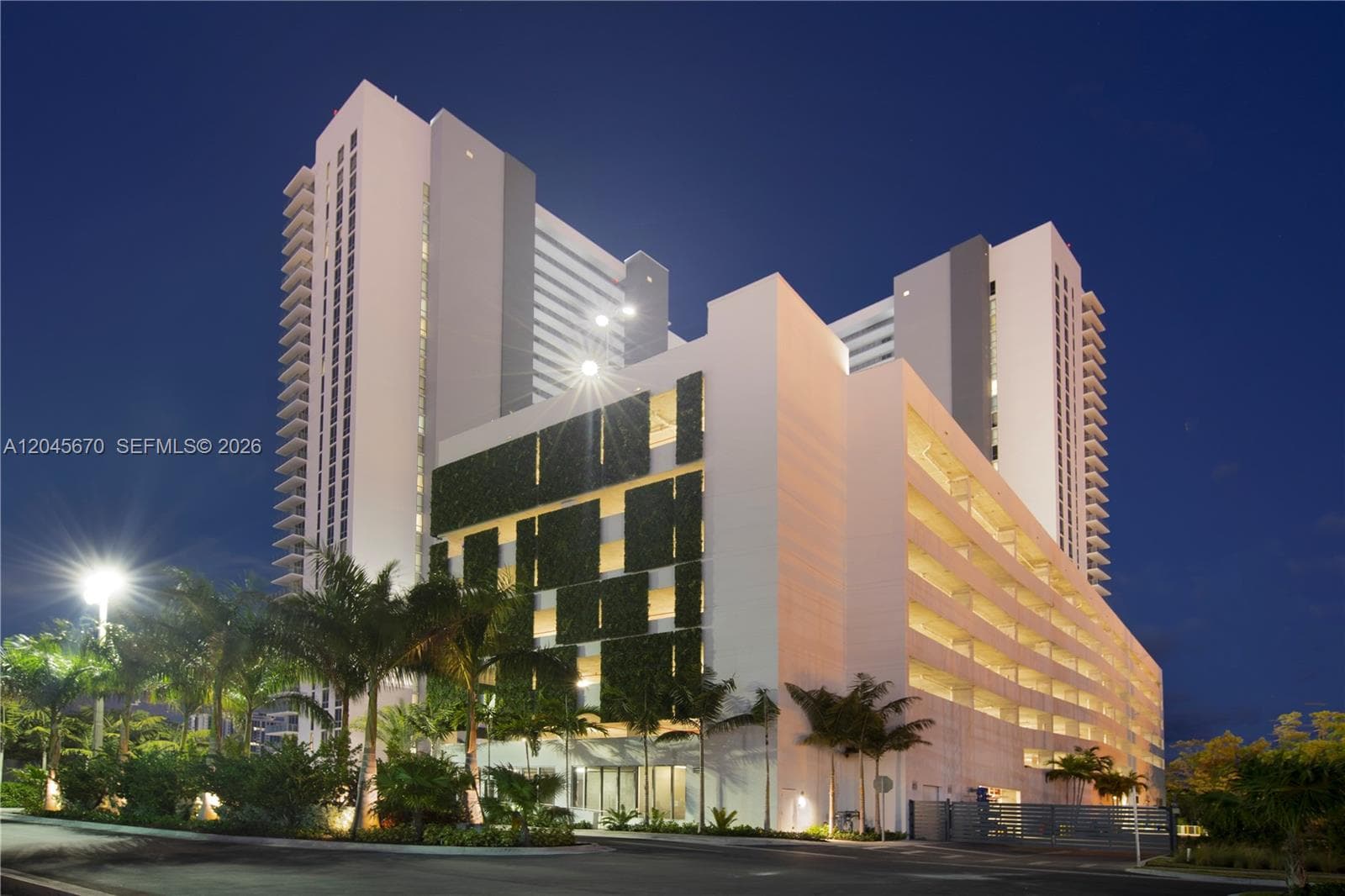 THE HARBOUR NORTH CONDO · #2601 in North Miami Beach - Photo 18