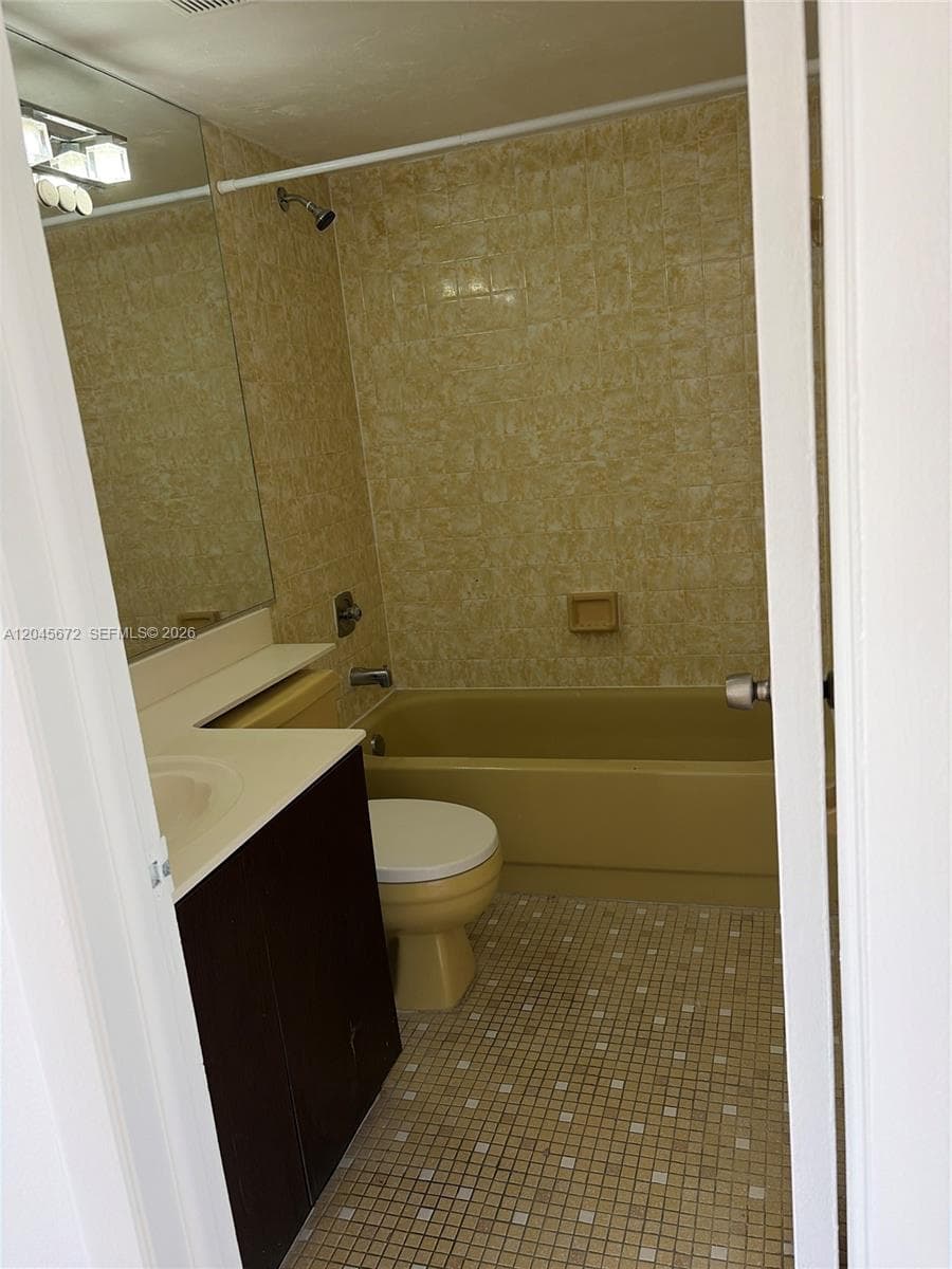 COLLINS VISTA CONDO · #404 in Miami Beach - Photo 6