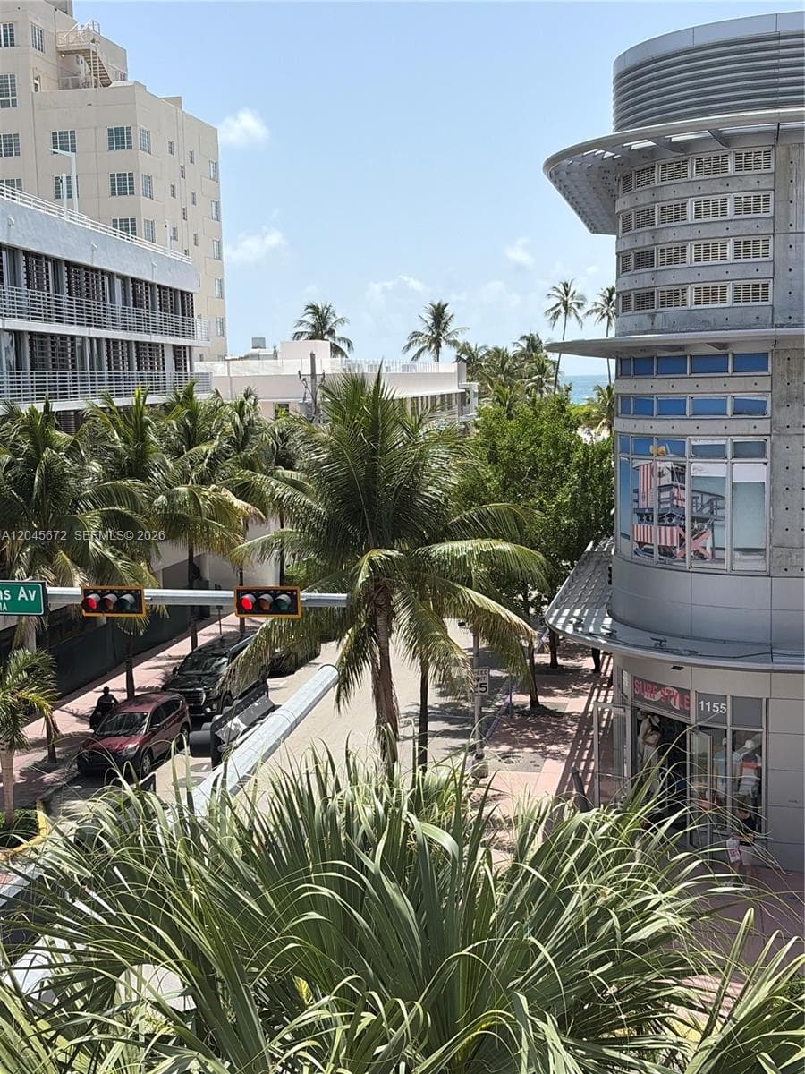 COLLINS VISTA CONDO · #404 in Miami Beach - Photo 18