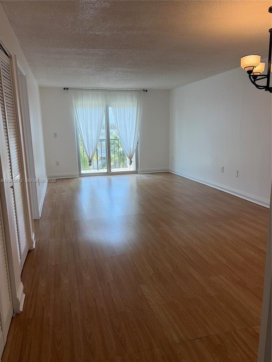 COLLINS VISTA CONDO · #404 in Miami Beach - Photo 8