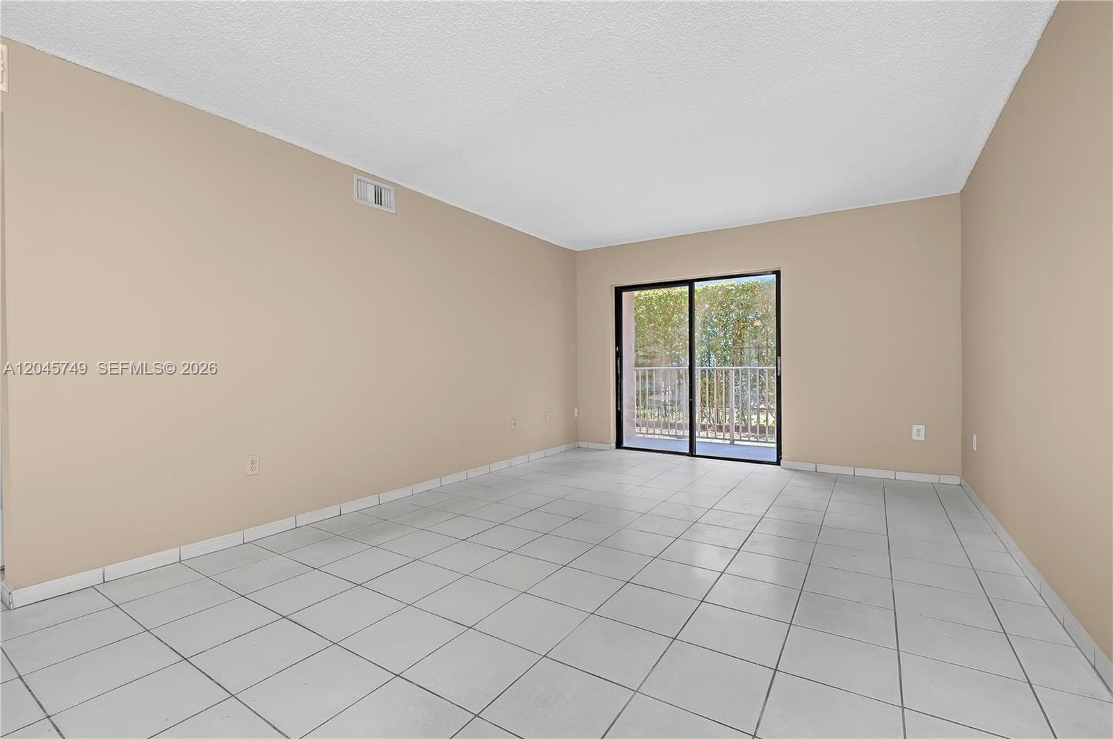 VILLAMORE CONDO · #B-111 in Hialeah - Photo 17