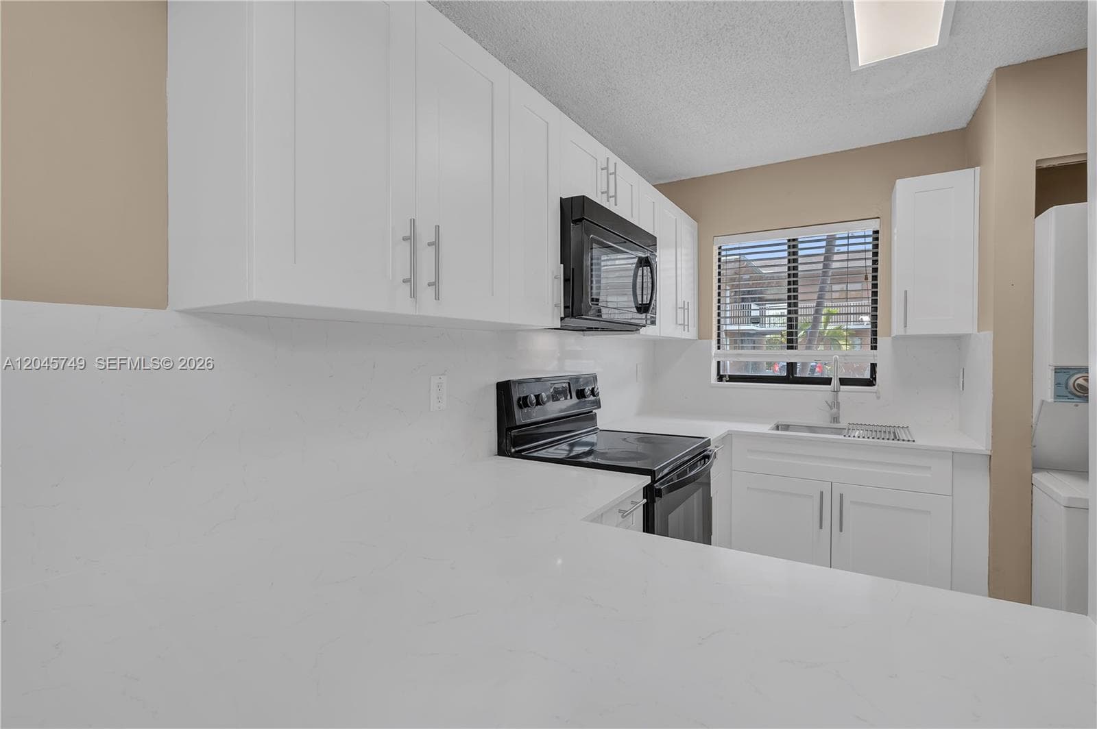 VILLAMORE CONDO · #B-111 in Hialeah - Photo 14