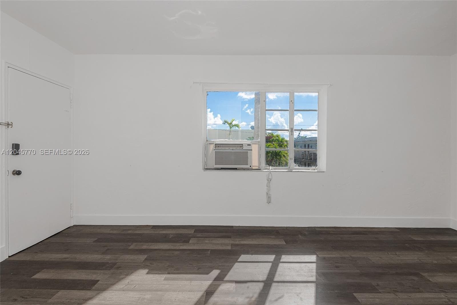 WINDS OF NOBE · #20 in Miami Beach - Photo 17