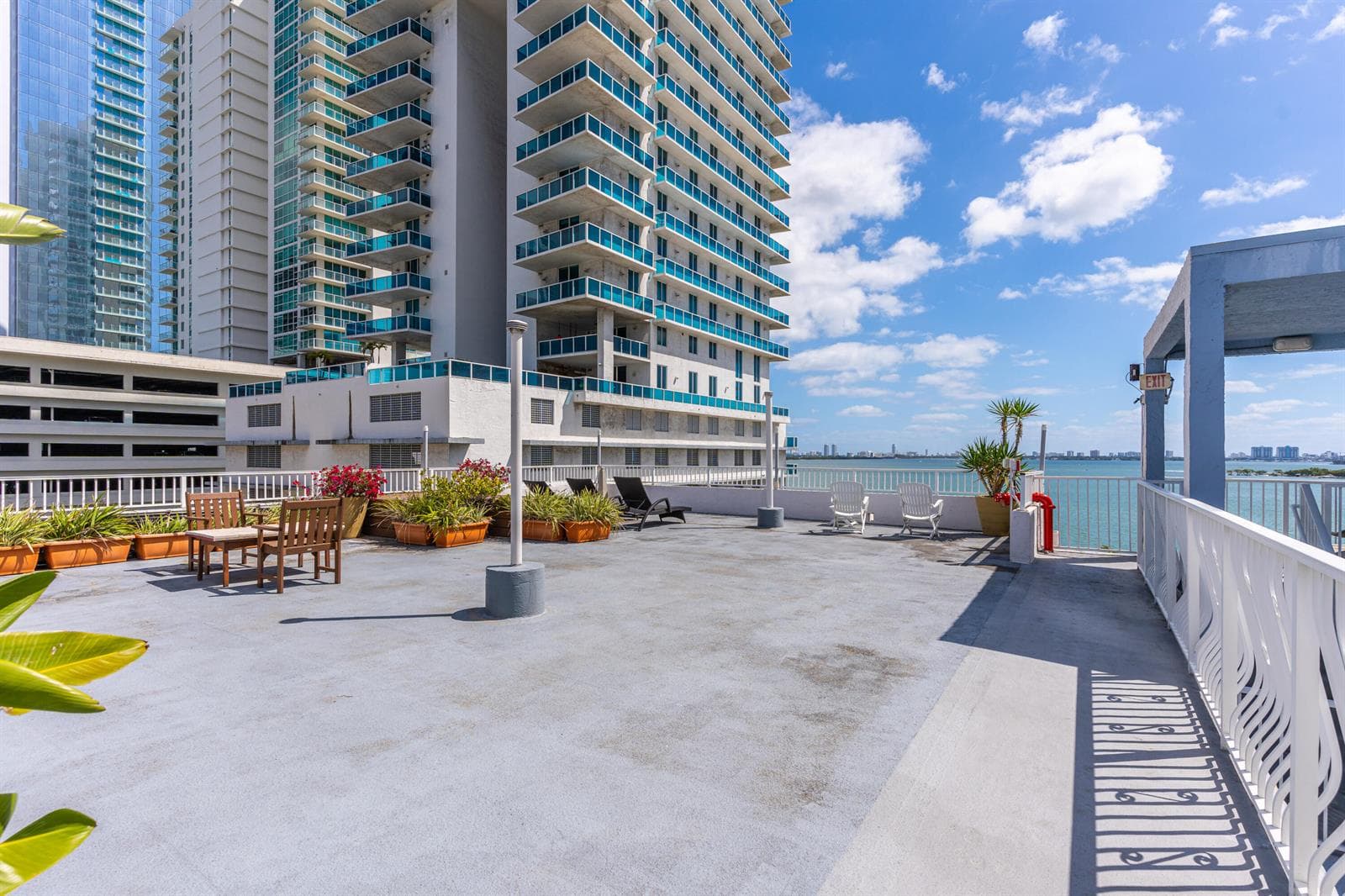 677NE24thSt#504-18