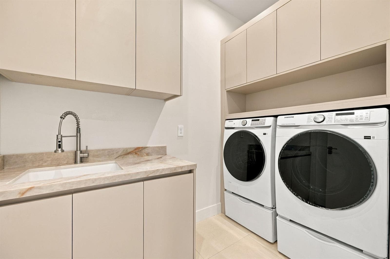 33-web-or-mls-1015-ne-3rd-st