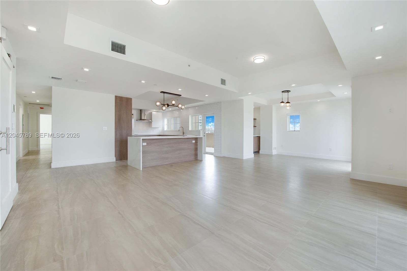 VILLAS AT SALAMANCA · #PH in Coral Gables - Photo 2