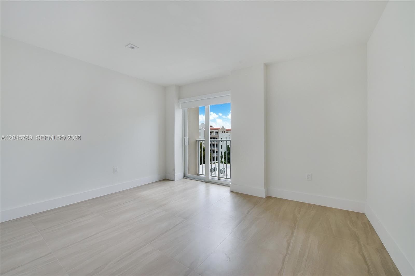 VILLAS AT SALAMANCA · #PH in Coral Gables - Photo 16