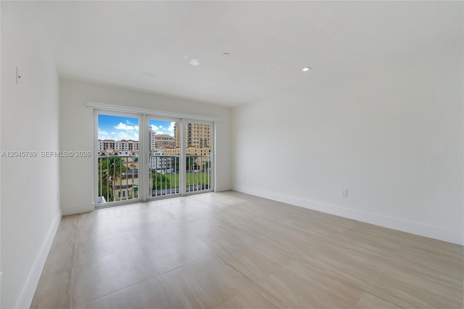 VILLAS AT SALAMANCA · #PH in Coral Gables - Photo 15