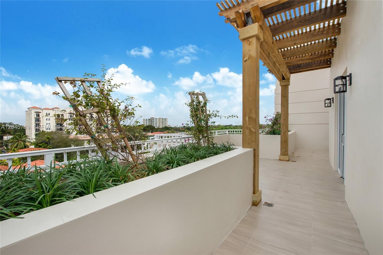 VILLAS AT SALAMANCA · #PH in Coral Gables - Photo 19