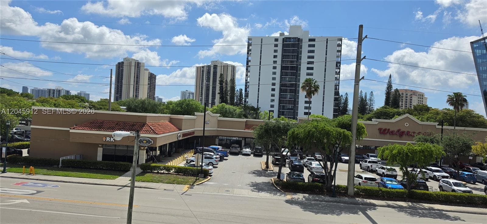 BISC LAKE GARDENS CONDO N · #D336 in Aventura - Photo 7