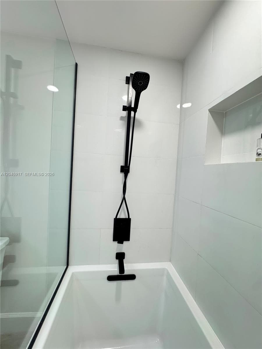 THE WAVERLY AT SURFSIDE B · #218 in Surfside - Photo 12