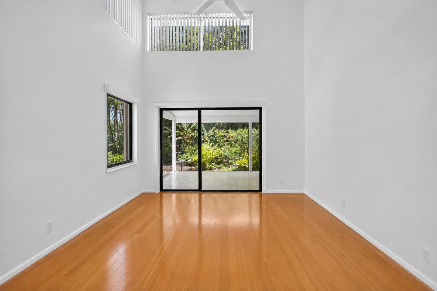 CLERESTORY WINDOWS