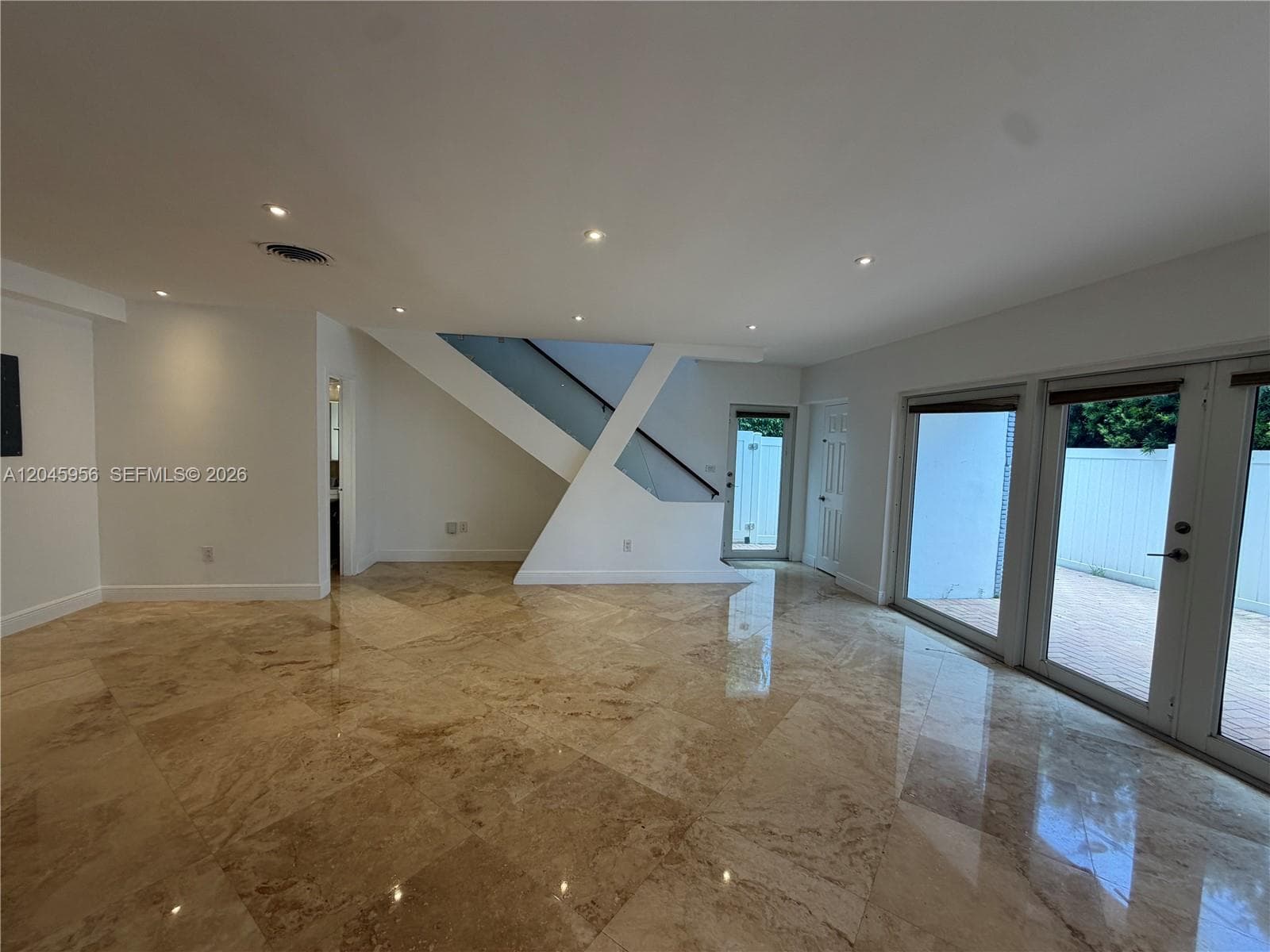 7312 Gary Ave photo 1
