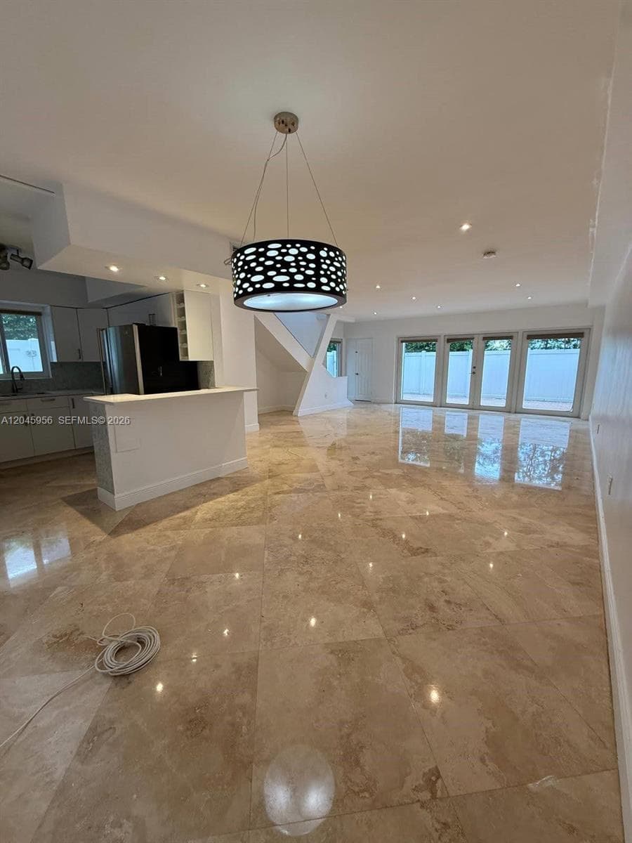 7312 Gary Ave photo 4