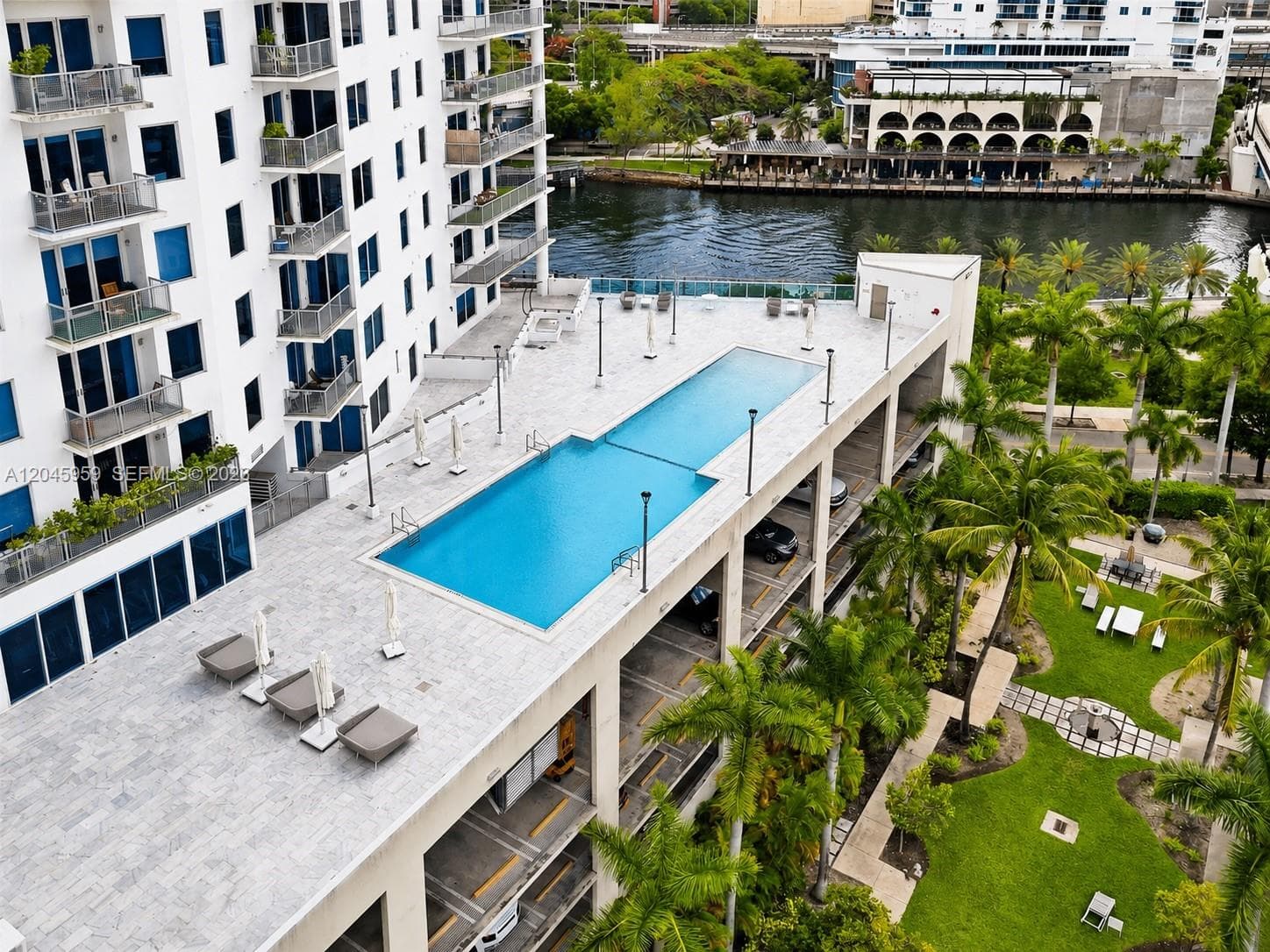 NEO CONDO · #1708 in Miami - Photo 17