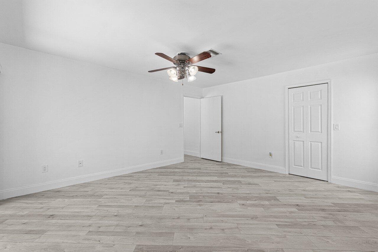 016-6930Northwest2ndTerrace-BocaRaton-FL