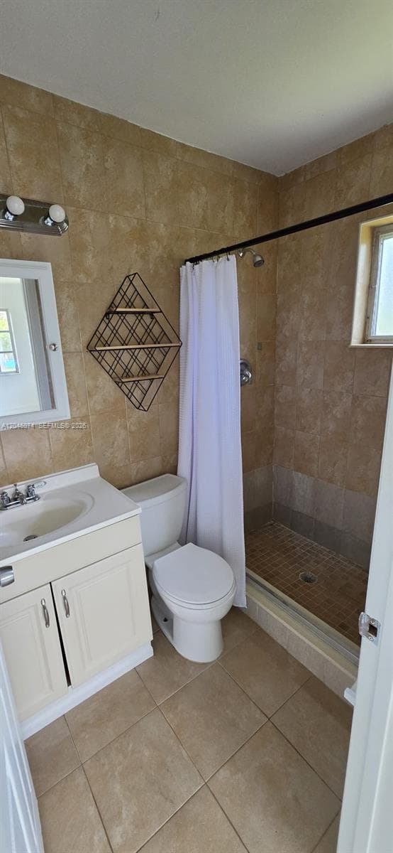 TOWN & COUNTRY APTS CONDO · #217 in Hollywood - Photo 47