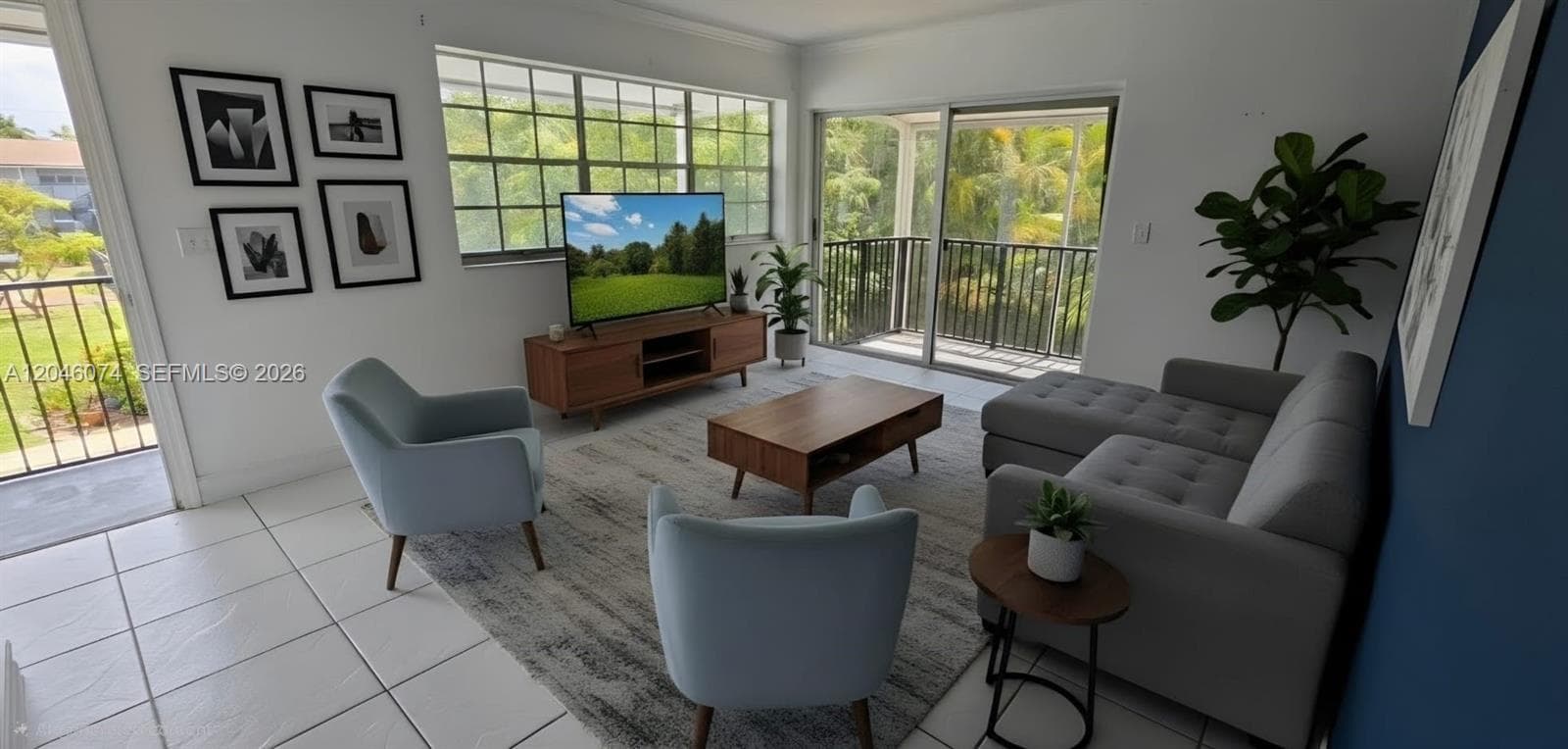 TOWN & COUNTRY APTS CONDO · #217 in Hollywood - Photo 16