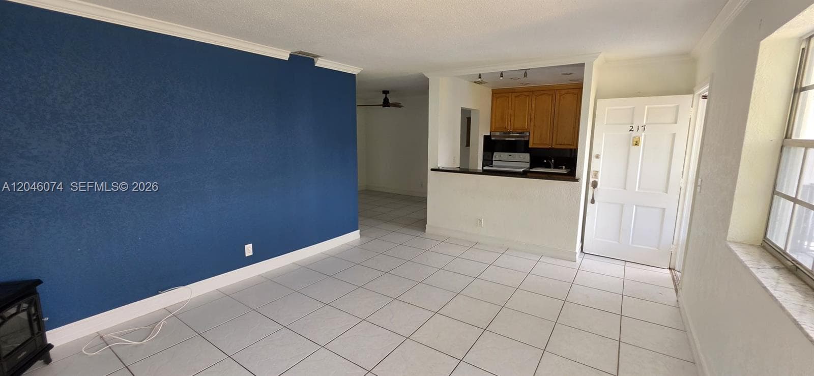 TOWN & COUNTRY APTS CONDO · #217 in Hollywood - Photo 20