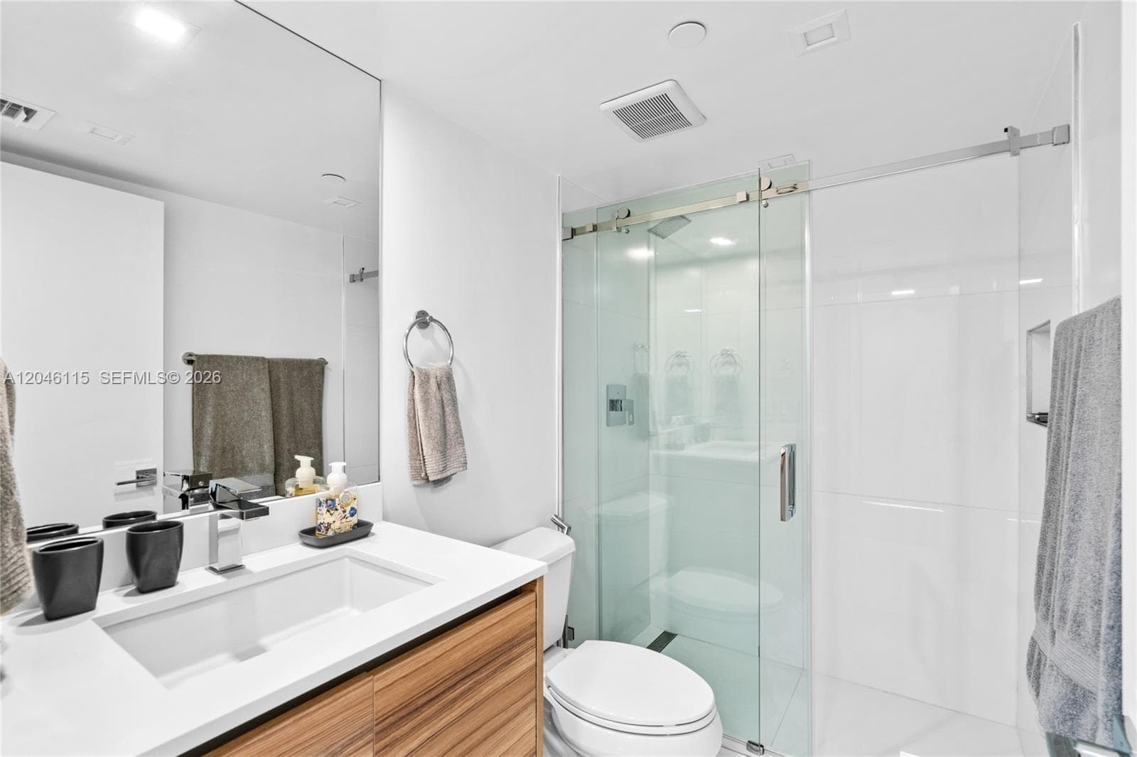 LEXCELLENCE CONDO · #2207 in Miami Beach - Photo 46