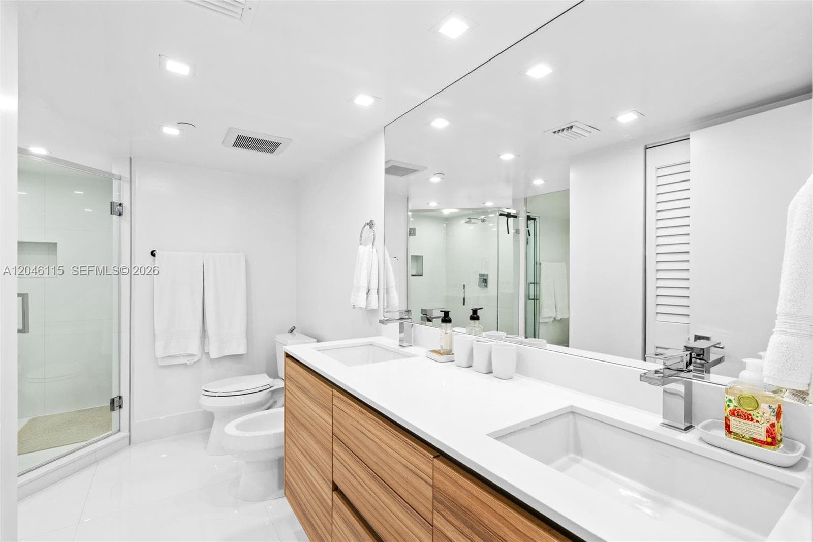 LEXCELLENCE CONDO · #2207 in Miami Beach - Photo 34