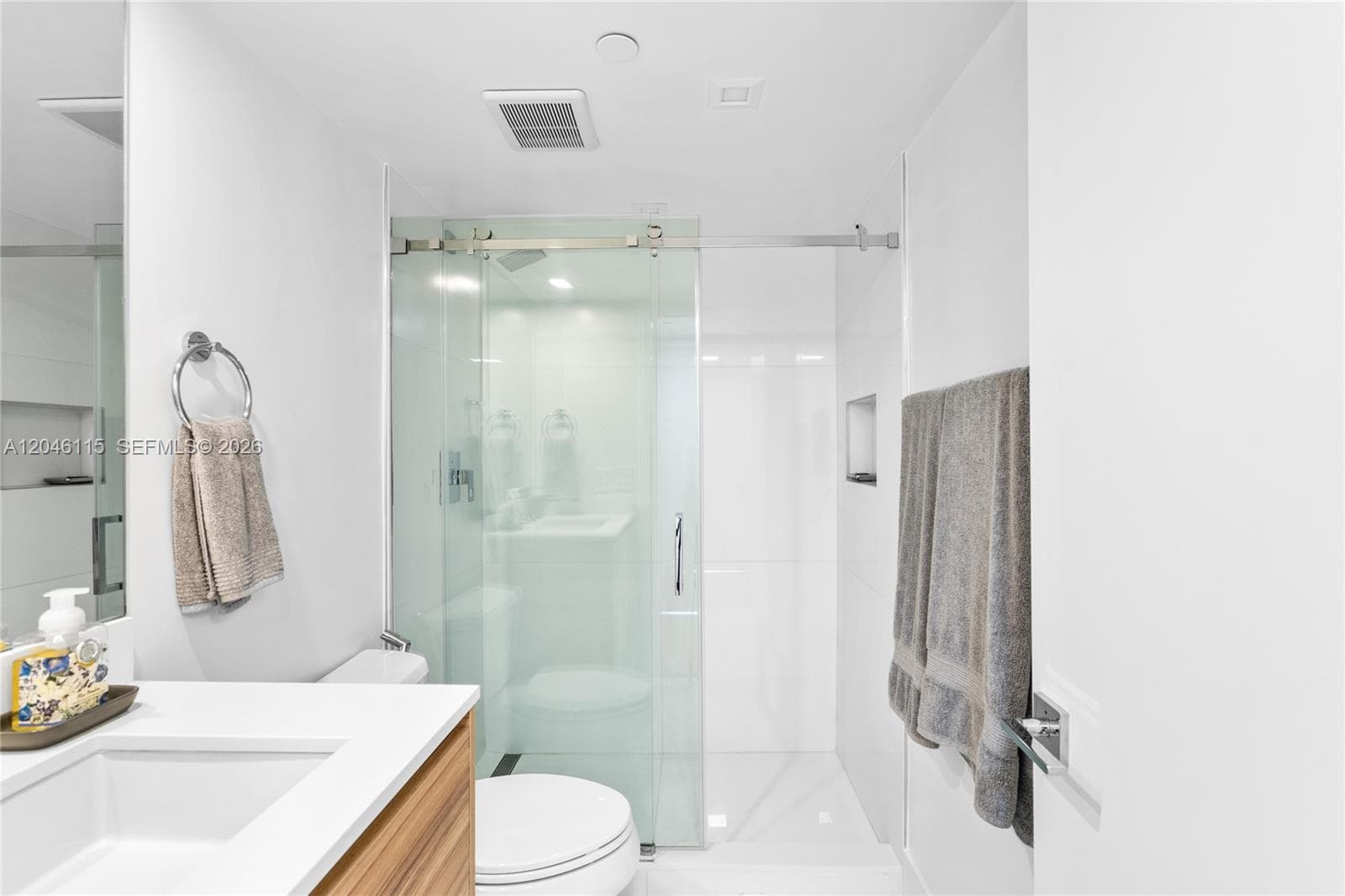 LEXCELLENCE CONDO · #2207 in Miami Beach - Photo 45