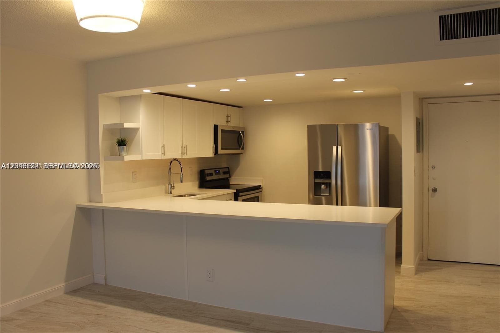 IMPERIAL TOWERS NORTH CON · #333 in Hallandale Beach - Photo 7