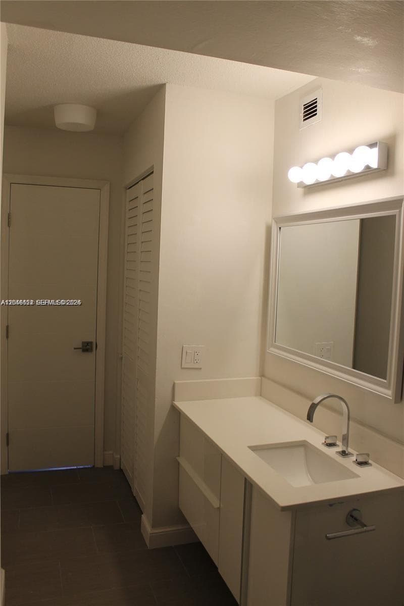 IMPERIAL TOWERS NORTH CON · #333 in Hallandale Beach - Photo 20