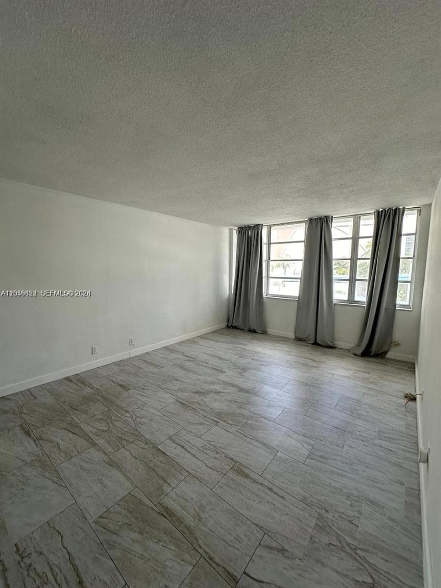IMPERIAL TOWERS NORTH CON · #333 in Hallandale Beach - Photo 15