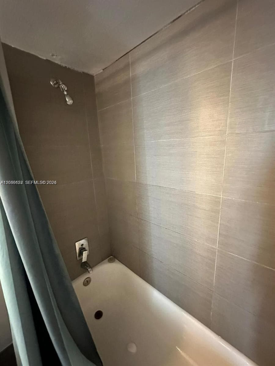 IMPERIAL TOWERS NORTH CON · #333 in Hallandale Beach - Photo 21