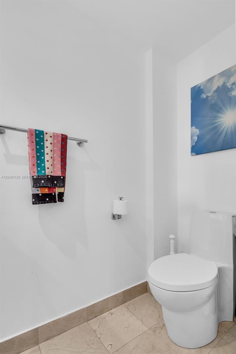 THE COLLINS CONDO · #404 in Miami Beach - Photo 17
