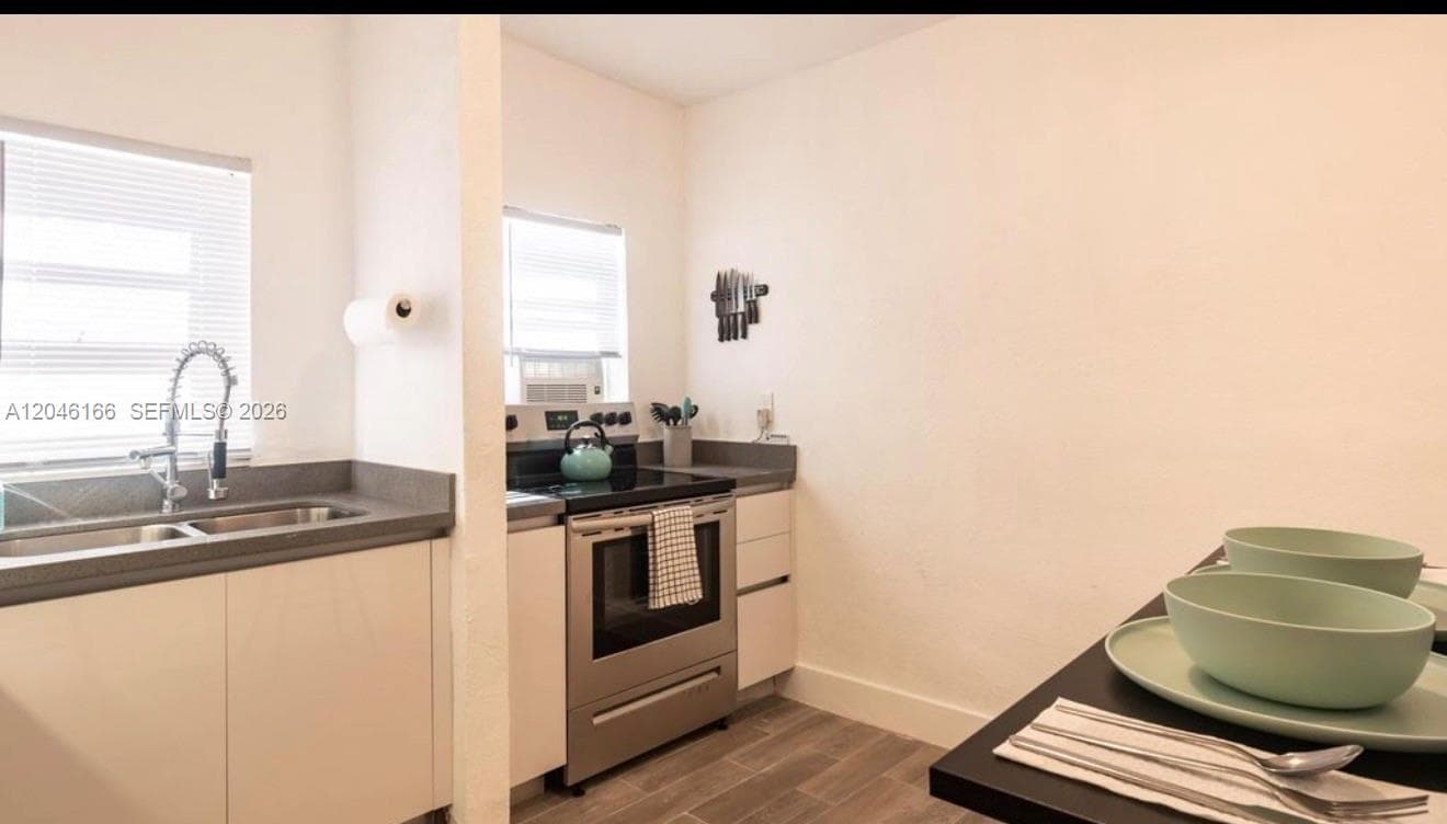 ROCKMOOR PLACE · #3 in Miami - Photo 5