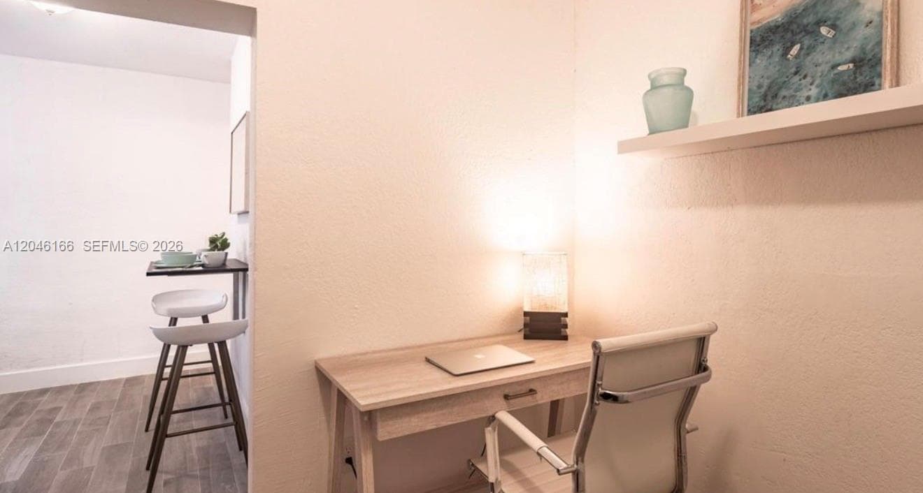 ROCKMOOR PLACE · #3 in Miami - Photo 19