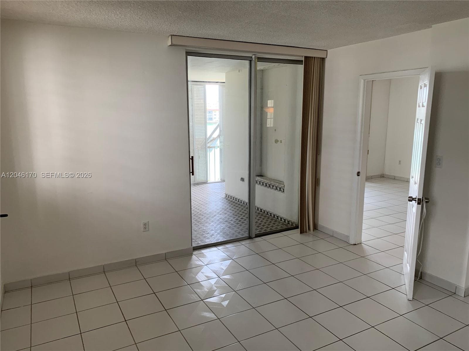 POINT EAST SEC II CONDO · #F301 in Aventura - Photo 6