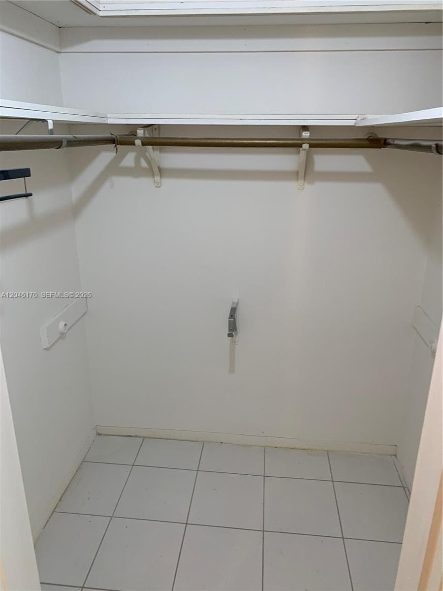 POINT EAST SEC II CONDO · #F301 in Aventura - Photo 7