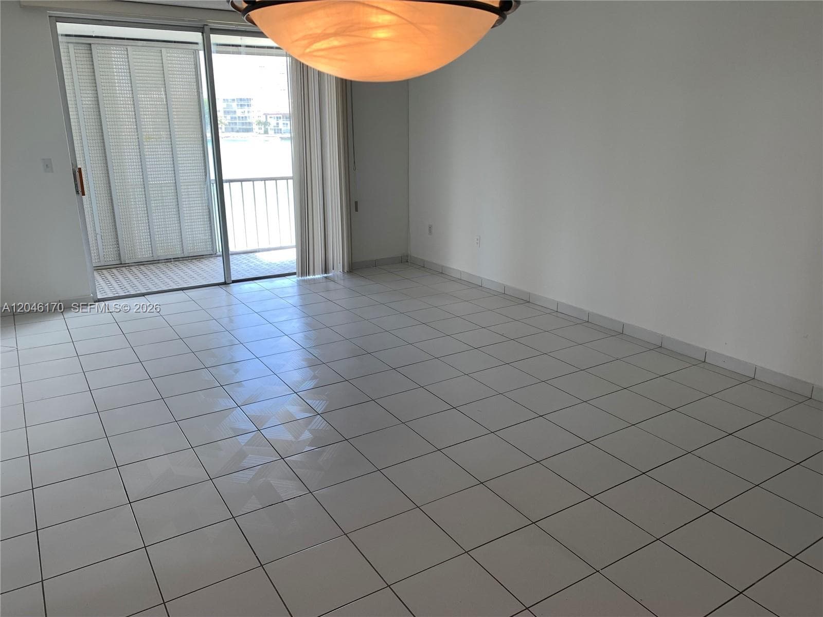 POINT EAST SEC II CONDO · #F301 in Aventura - Photo 4