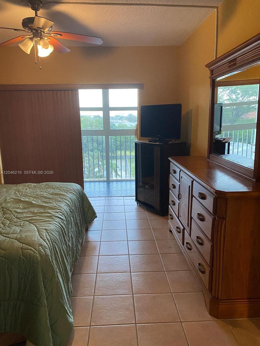 THIRD GULFSTREAM GARDEN · #403F in Hallandale Beach - Photo 13