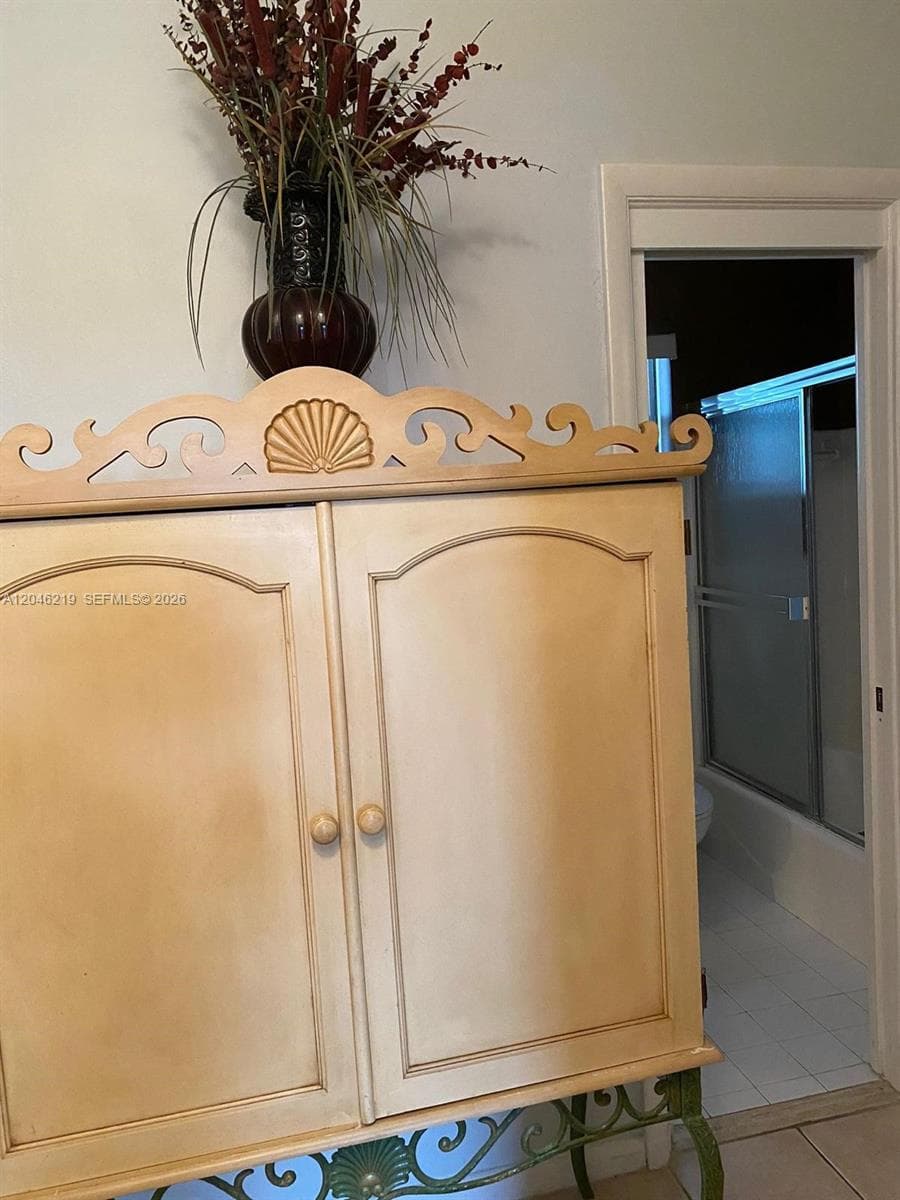 THIRD GULFSTREAM GARDEN · #403F in Hallandale Beach - Photo 16
