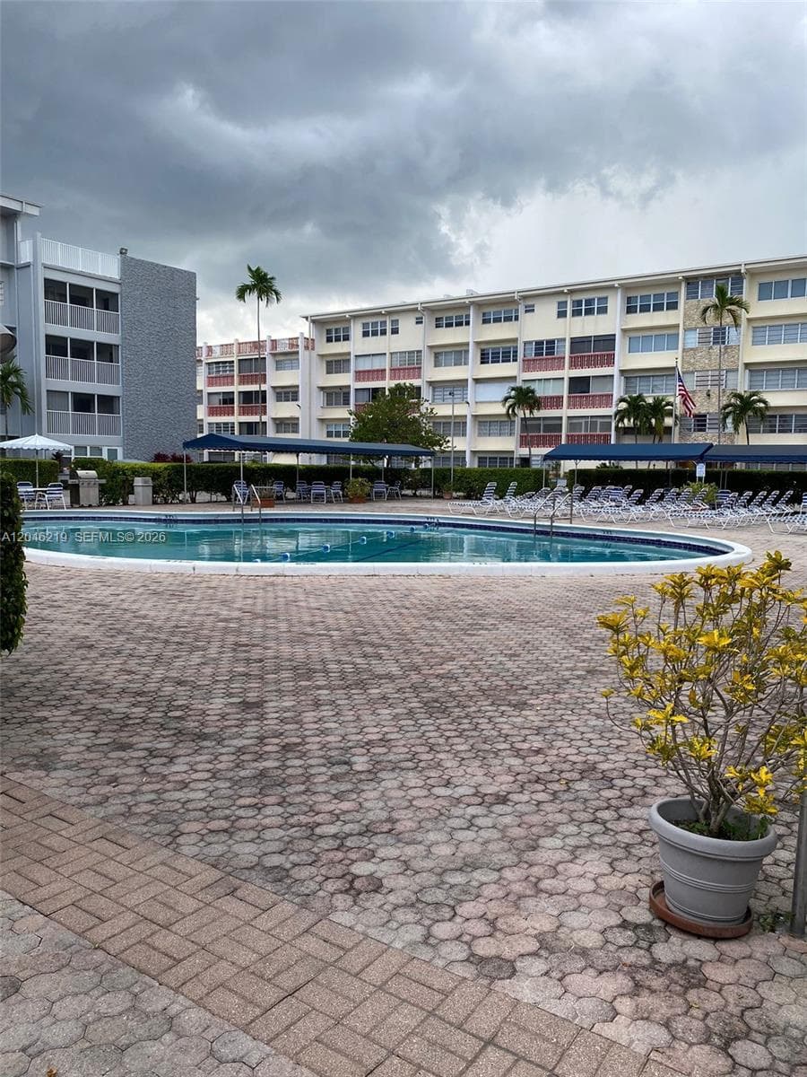 THIRD GULFSTREAM GARDEN · #403F in Hallandale Beach - Photo 26