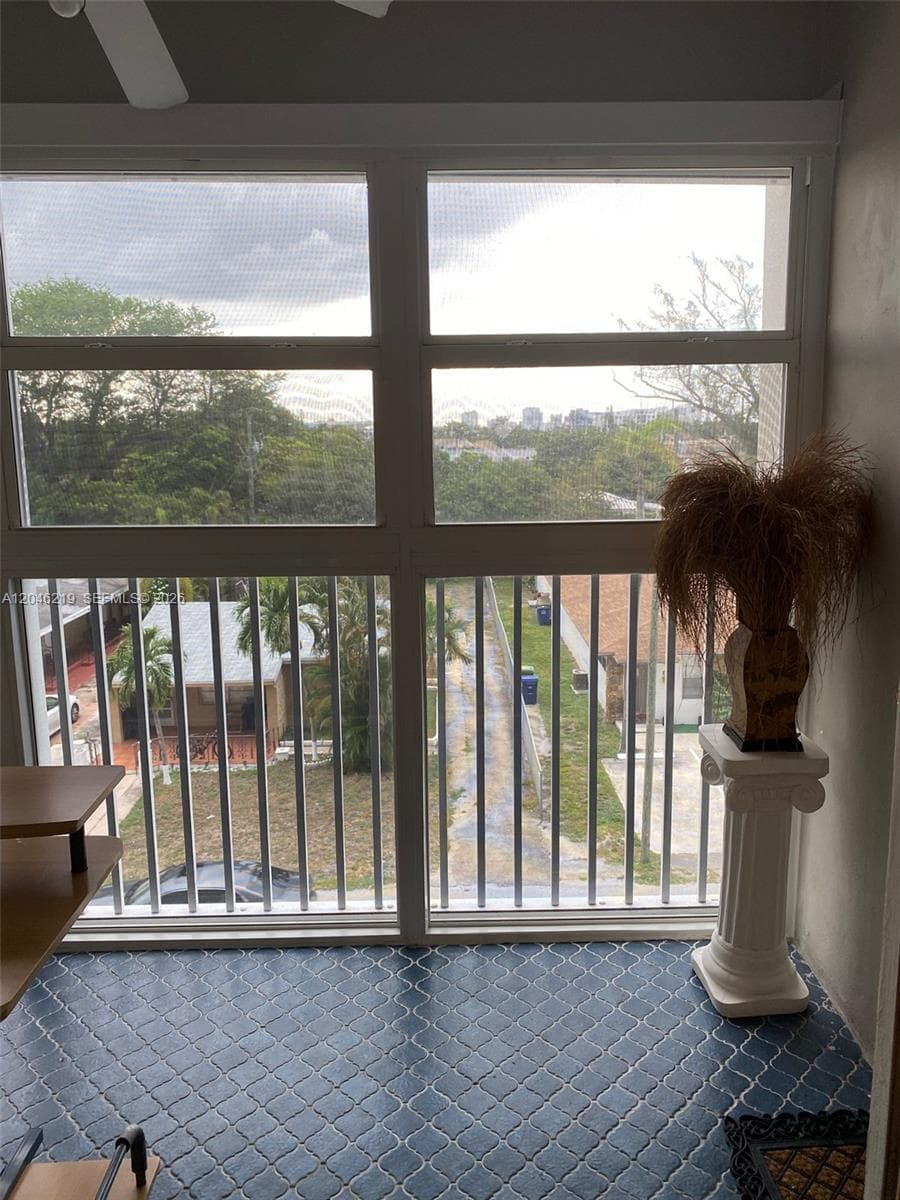 THIRD GULFSTREAM GARDEN · #403F in Hallandale Beach - Photo 10