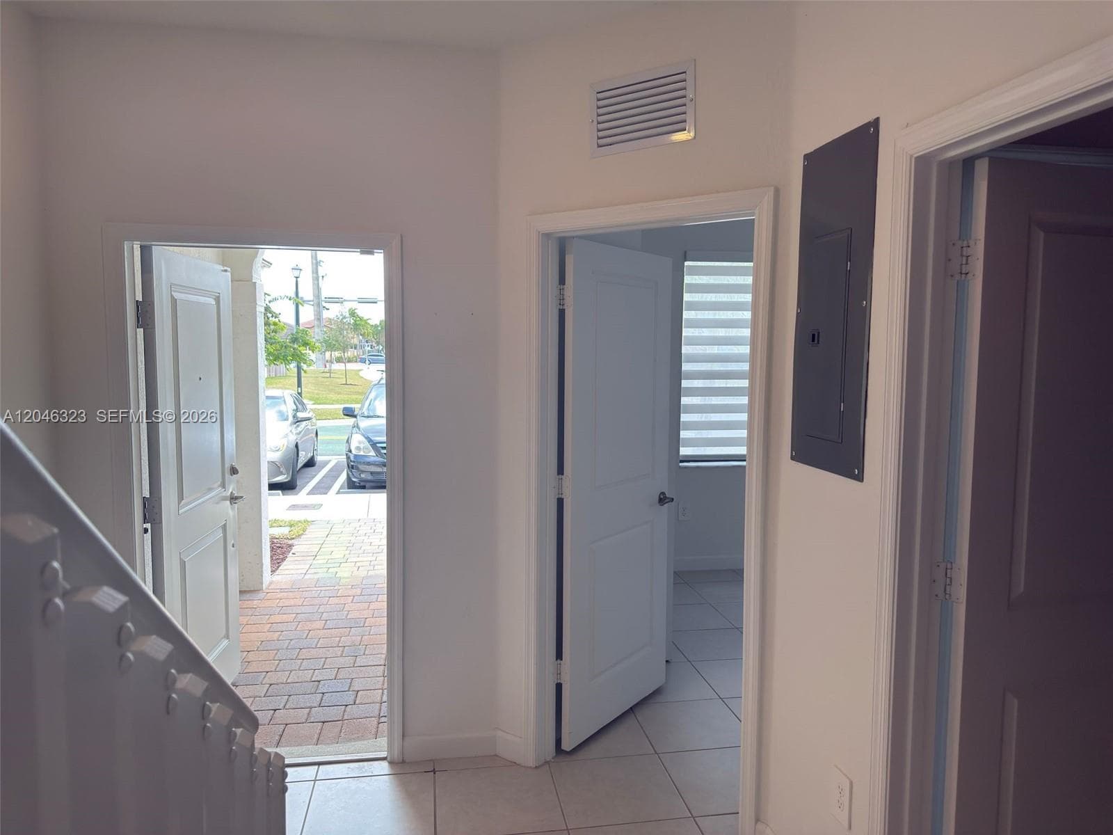 11879 SW 247th Ter photo 3