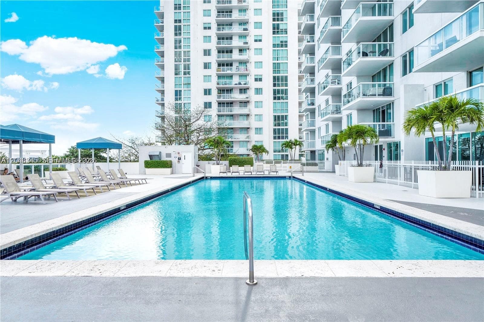 TERRAZAS RIVERPARK VILLAG · #1505 in Miami - Photo 21