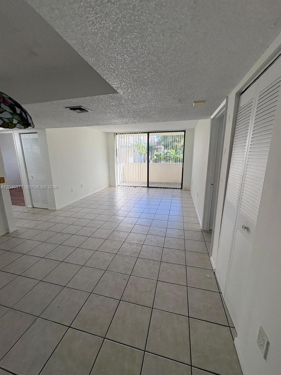 PEPPERMILL KENDALE LKS W · #C205 in Miami - Photo 18