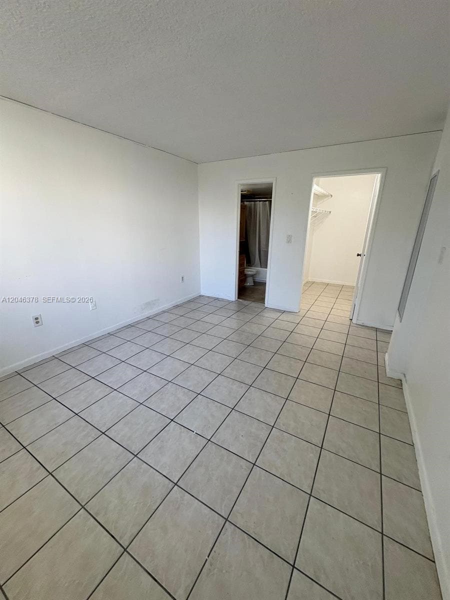 PEPPERMILL KENDALE LKS W · #C205 in Miami - Photo 15