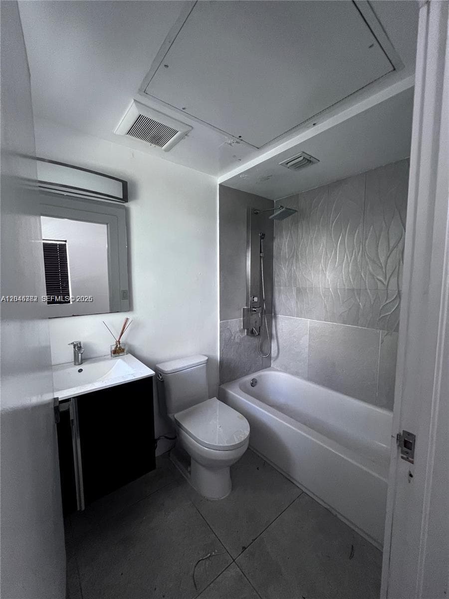 Michigan Condominium · #115 in Miami Beach - Photo 9