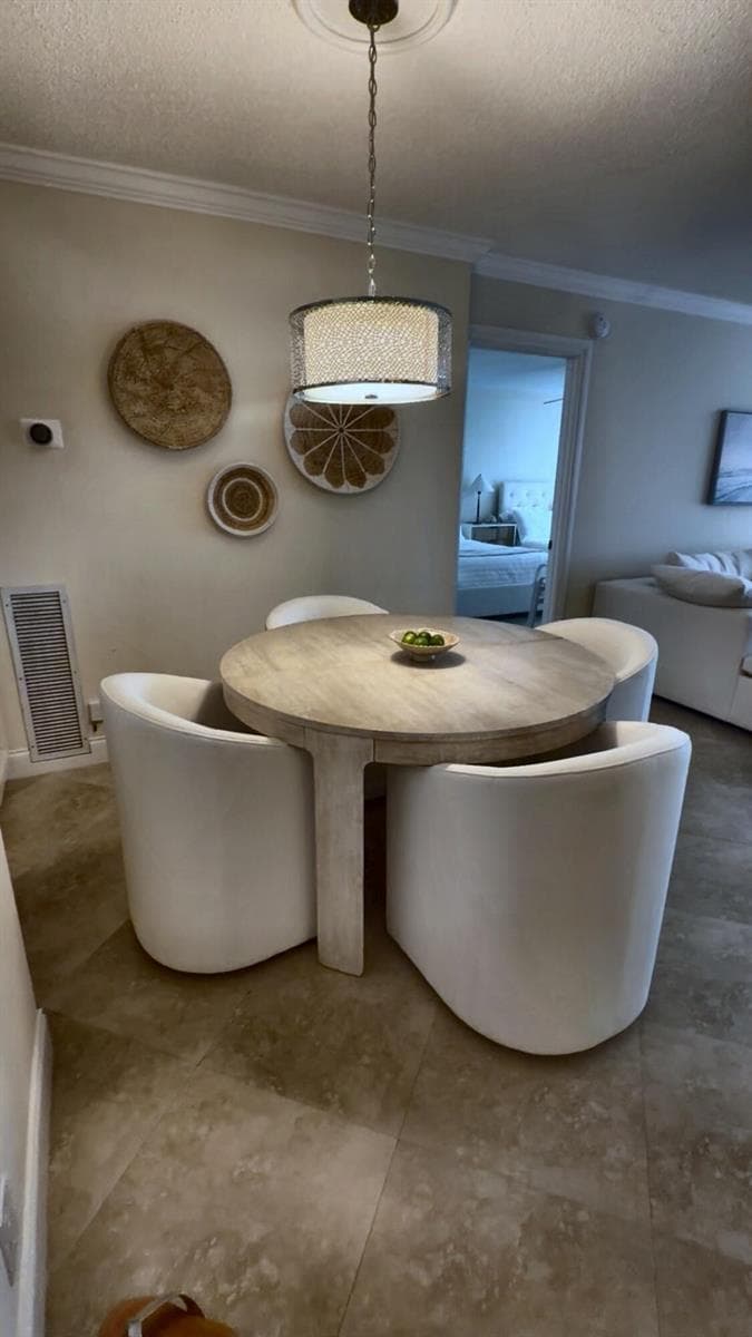 listing_photo_3_dining_area