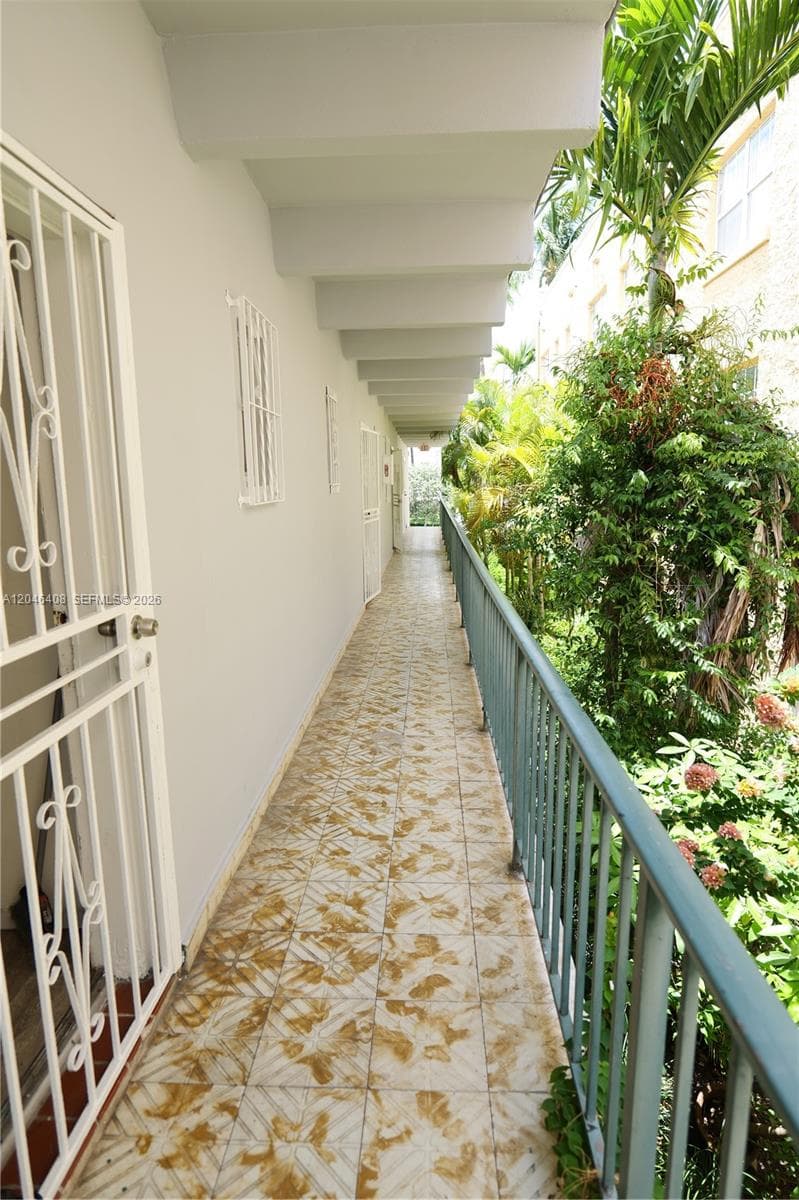 PENN-TWELVE CONDO · #8 in Miami Beach - Photo 10